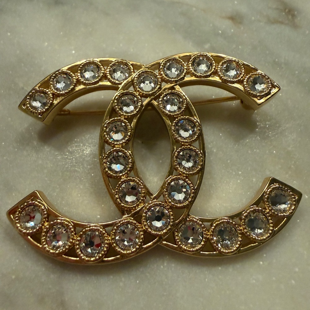 CHANEL Rhinestone Brooch - Picture 2 of 5